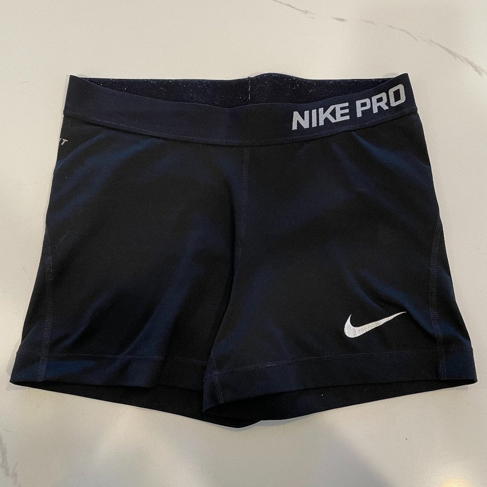 Black Nike Pros